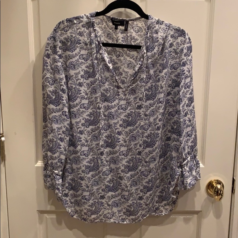 Theory 100% silk blue and white top
